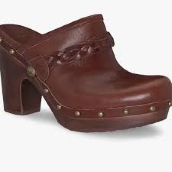 Ugg Kaylee Leather Braided Mule Studded Clogs - Picture 1 of 6